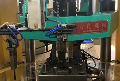 轉(zhuǎn)盤注塑機電機轉(zhuǎn)子包膠